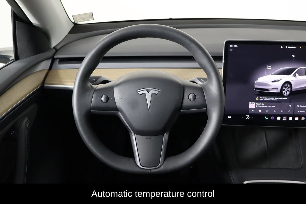 Used 2023 Tesla Model Y AWD image 7