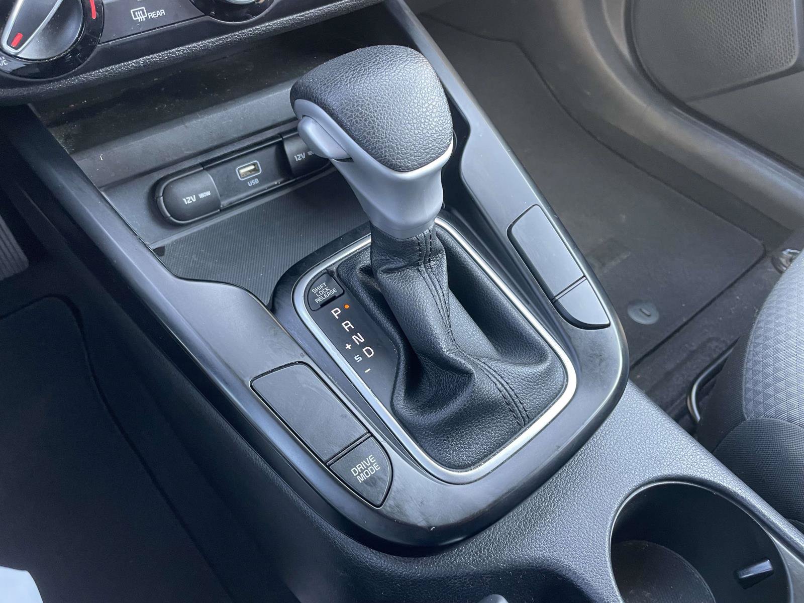 Used 2023 Kia Soul LX w/ LX Technology Package FWD image 29