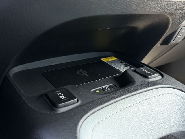 Used 2025 Toyota Corolla XSE FWD image 22