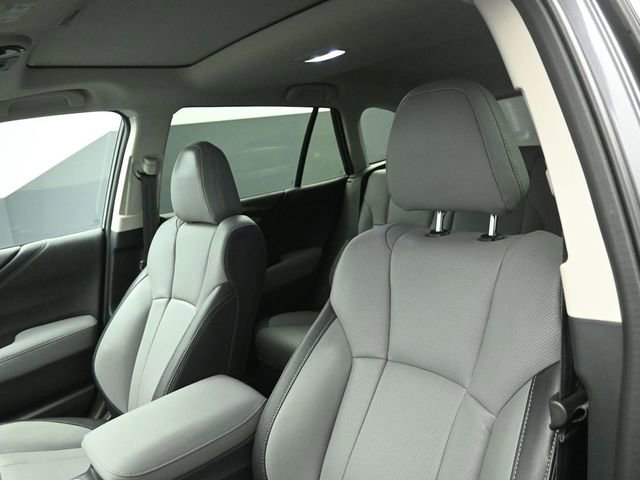Used 2023 Subaru Outback Limited image 10