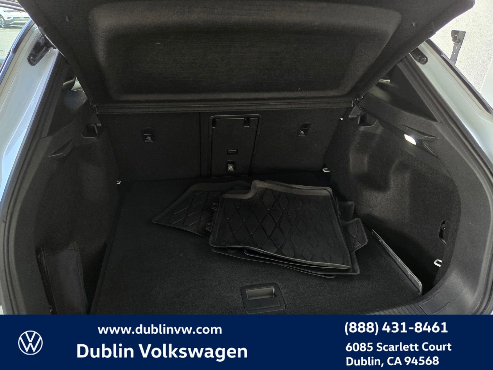 Used 2023 Volkswagen ID.4 Pro S RWD image 24