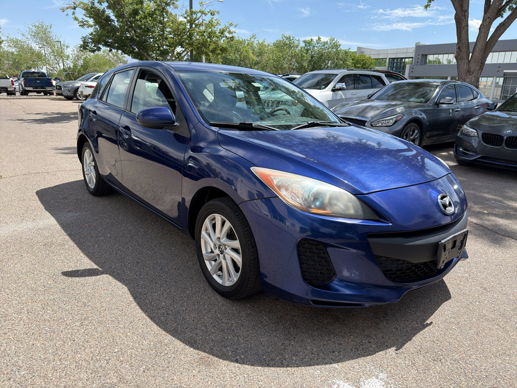 Used 2013 MAZDA MAZDA3 i Touring FWD image 2