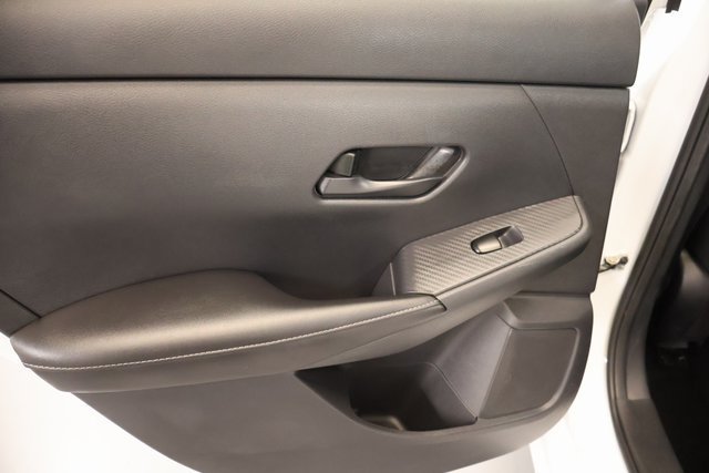Used 2024 Nissan Sentra SV FWD image 29