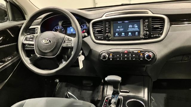 Used 2019 Kia Sorento LX image 24