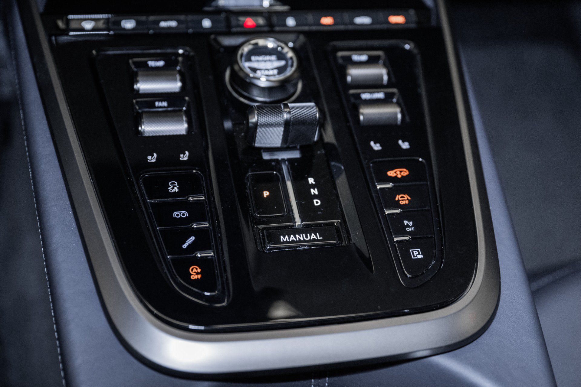 New 2025 Aston Martin DBX 707 AWD/4WD image 38