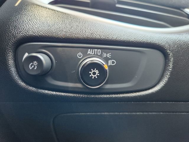 Used 2024 Chevrolet Malibu LT image 21