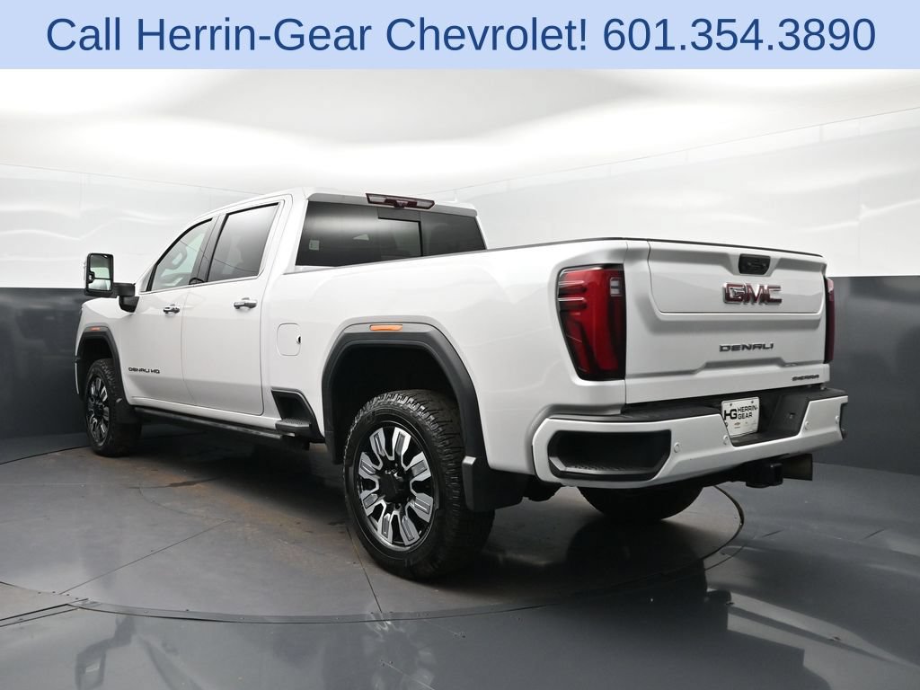 Used 2024 GMC Sierra 2500 Denali w/ Denali Reserve Package AWD/4WD image 5