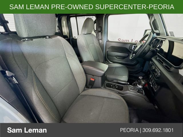 Used 2025 Jeep Gladiator Sport image 25