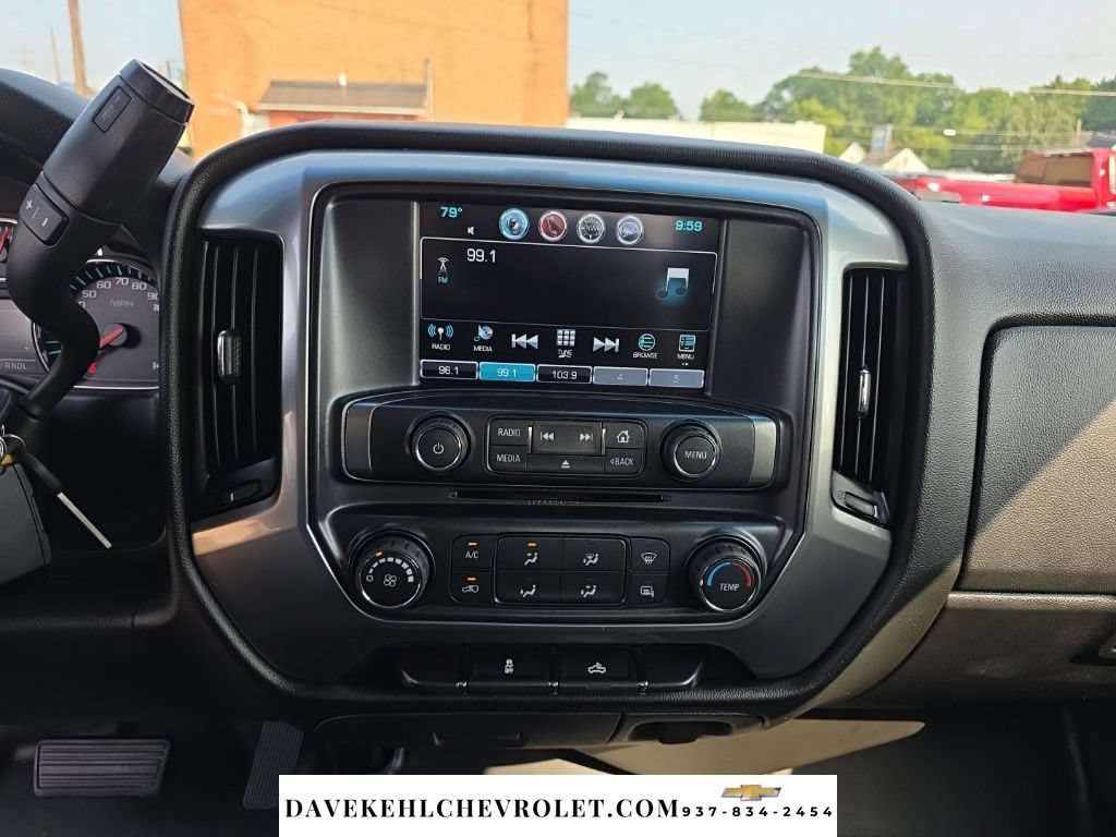 Used 2018 Chevrolet Silverado 1500 LT w/ Trailering Package AWD/4WD image 12
