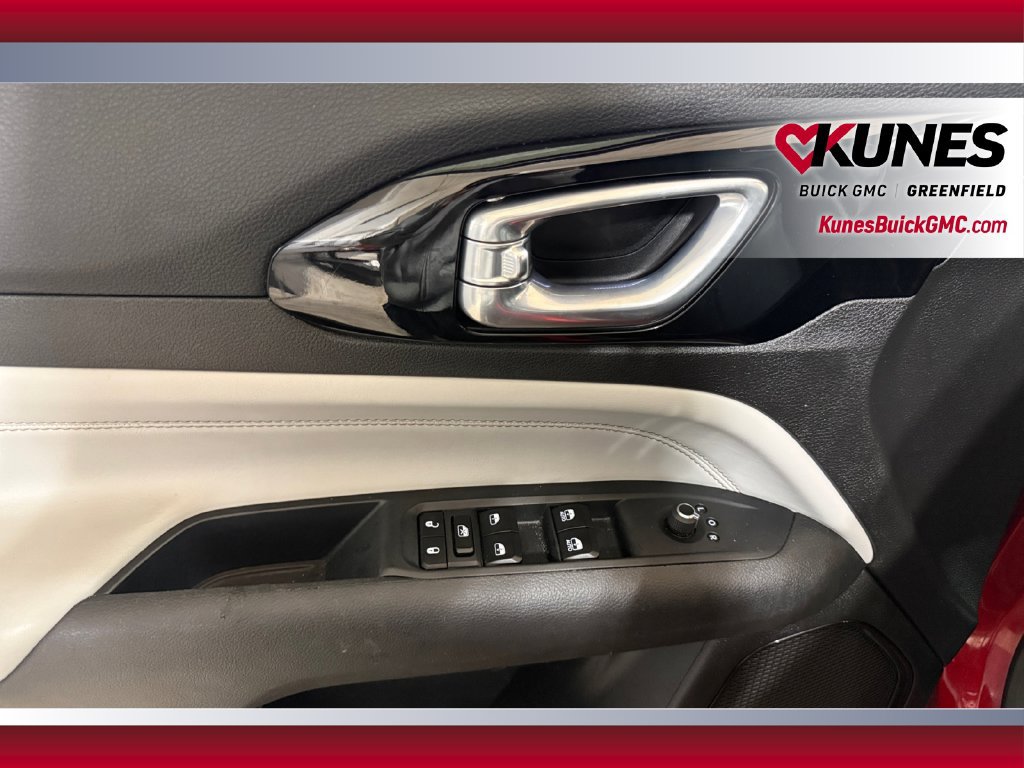 Used 2025 Jeep Compass Limited AWD/4WD image 20