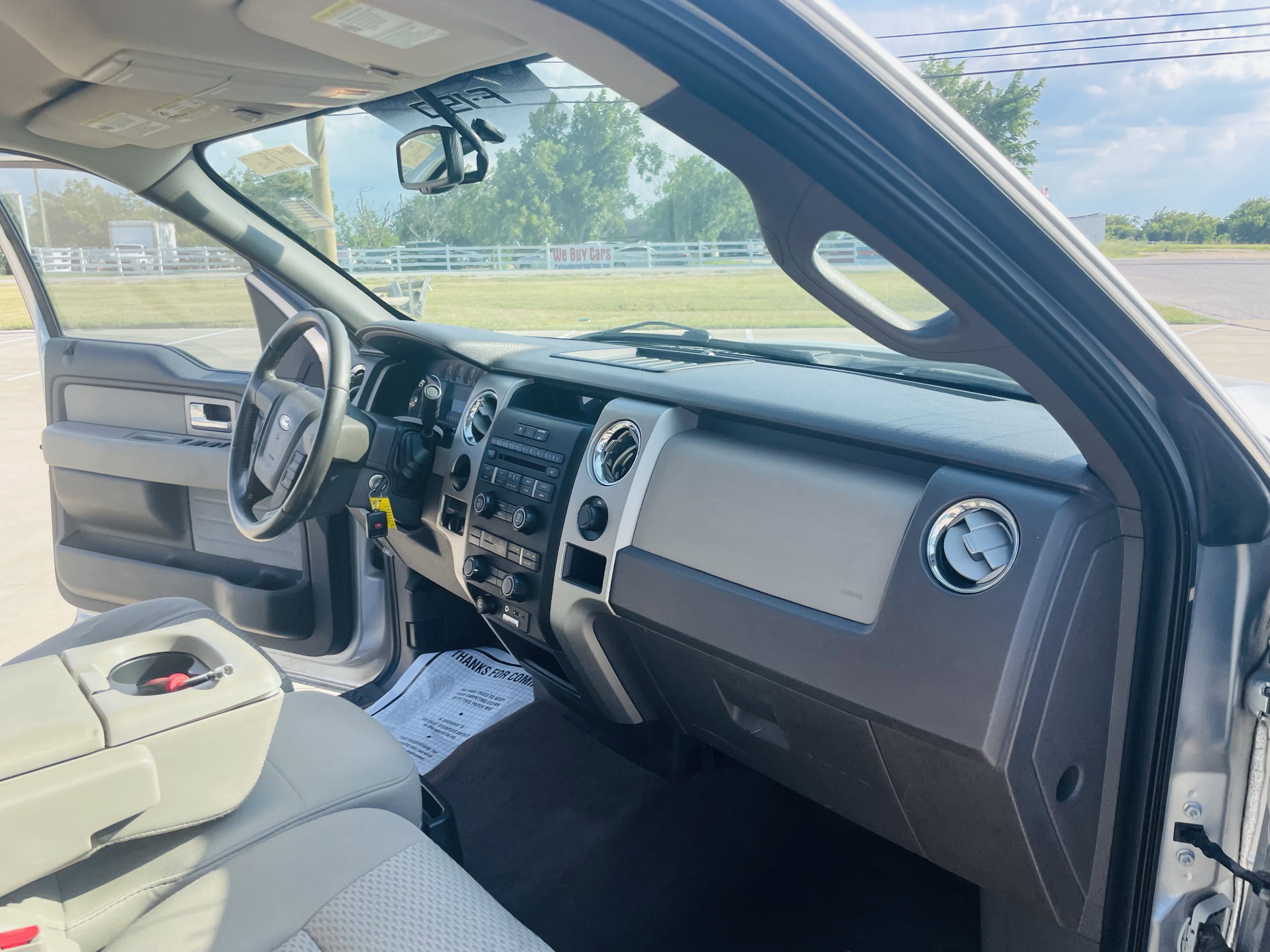 Used 2010 Ford F150 XLT image 13