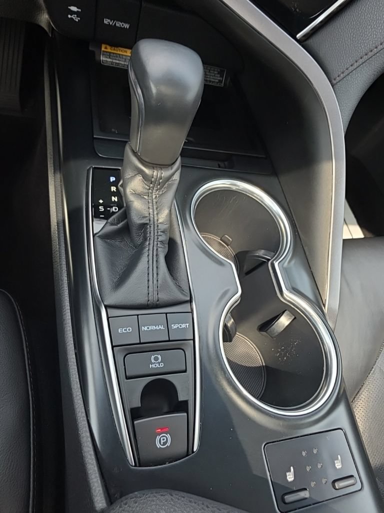 Certified 2018 Toyota Camry XLE w/ Audio Package FWD image 23