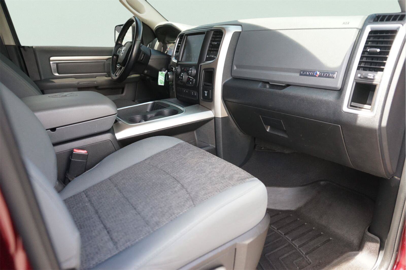 Used 2017 RAM 1500 Lone Star AWD/4WD image 17