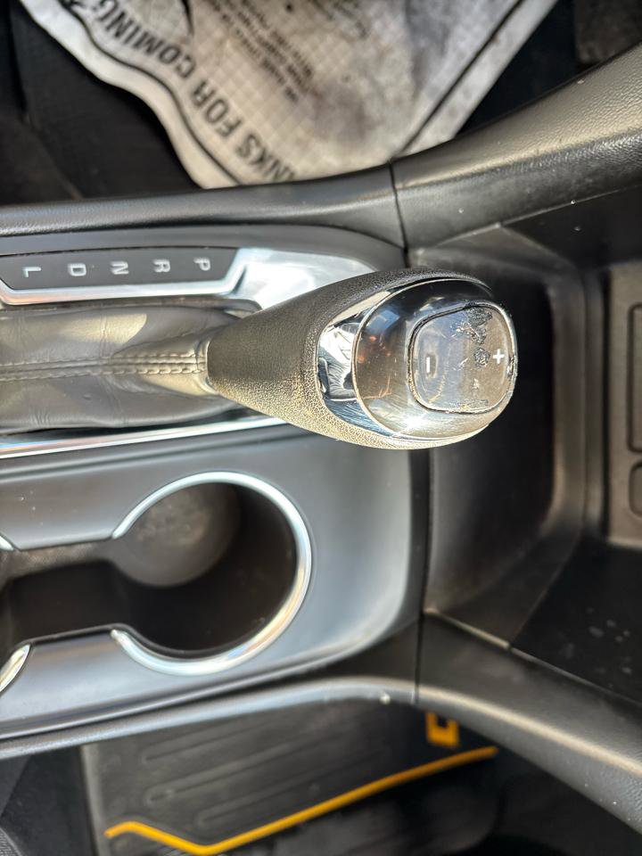 Used 2021 Chevrolet Equinox LT FWD image 34