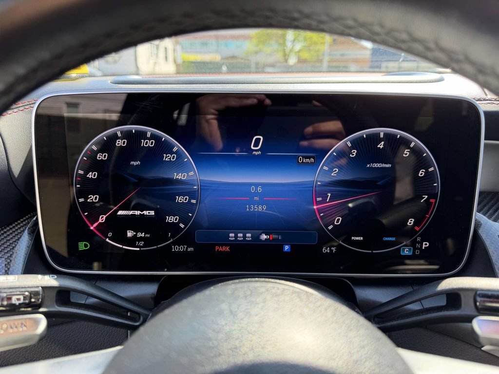 Used 2025 Mercedes-Benz GLC 43 AMG 4MATIC image 25