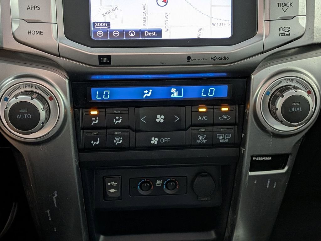 Used 2014 Toyota 4Runner Limited RWD image 21
