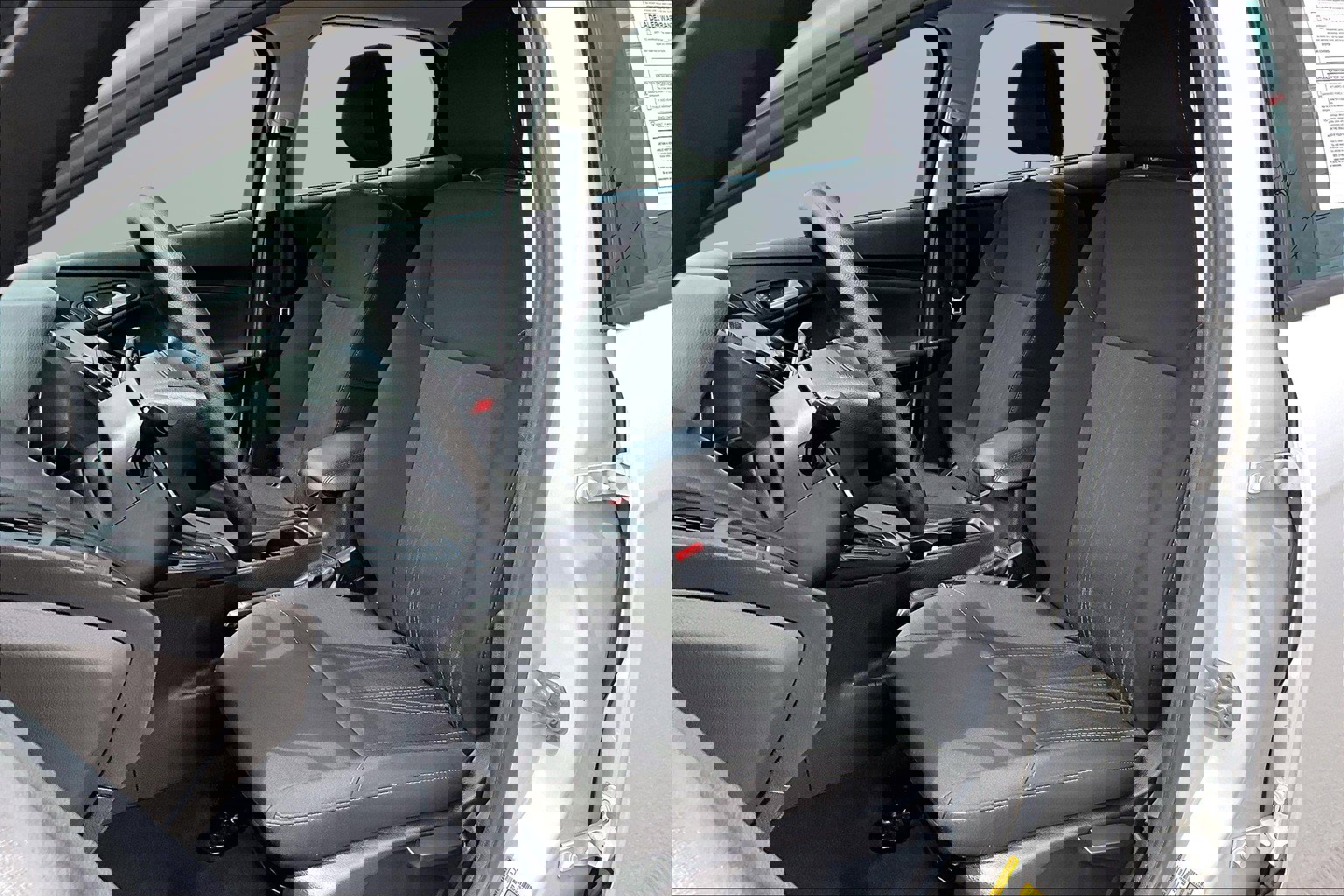 Used 2018 Ford Focus SE image 16