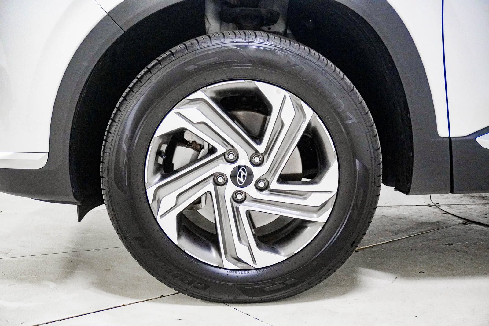 Used 2022 Hyundai Santa Fe SEL w/ Convenience + Premium Package AWD/4WD image 14