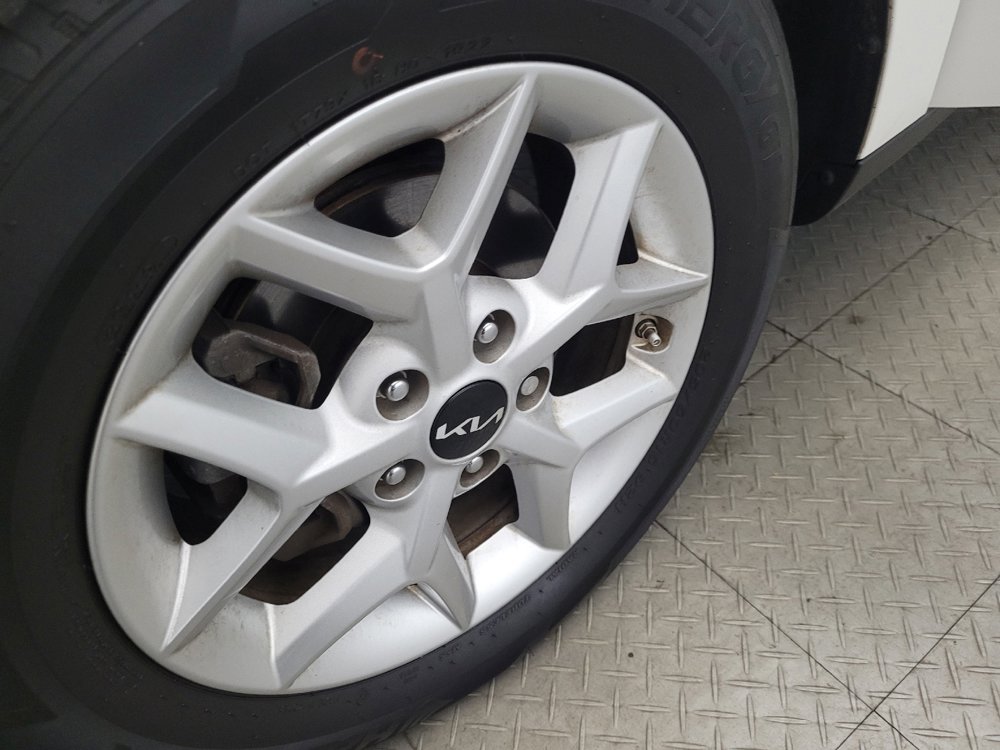 Used 2023 Kia Soul LX w/ LX Technology Package image 31