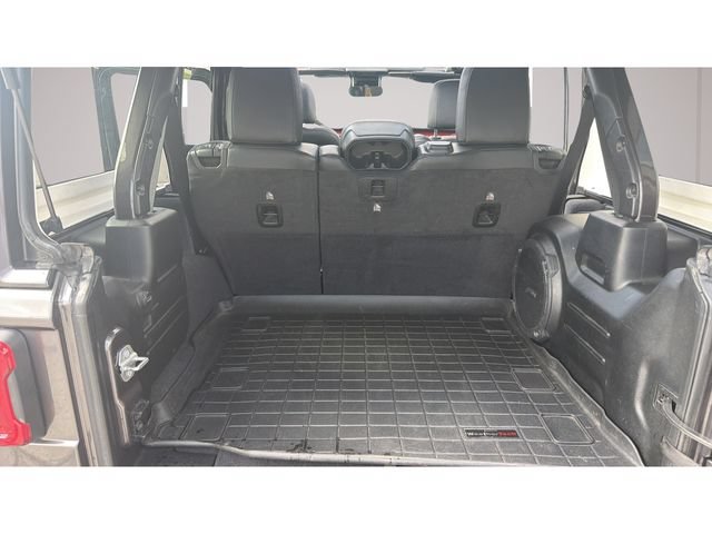 Used 2021 Jeep Wrangler Unlimited Rubicon AWD/4WD image 12