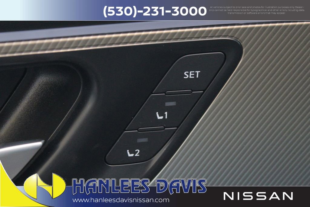 New 2025 Nissan Murano SL image 14