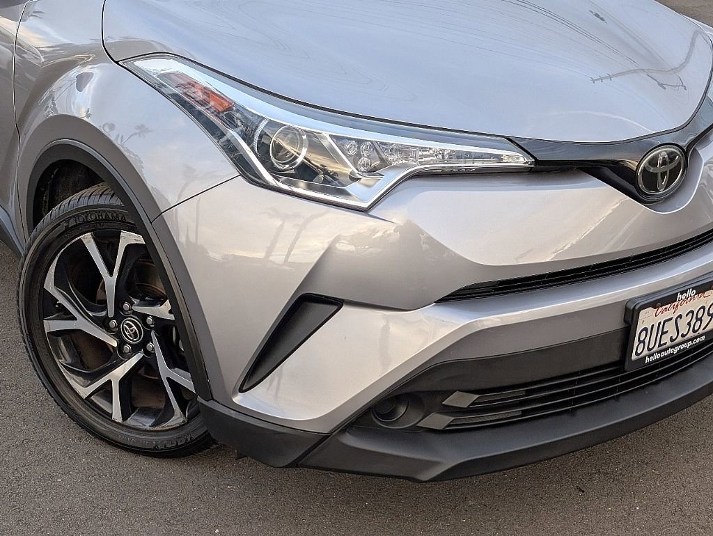 Used 2018 Toyota C-HR XLE image 4