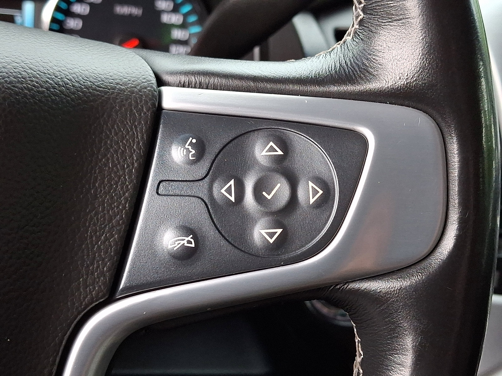 Used 2019 GMC Yukon XL SLT AWD/4WD image 24