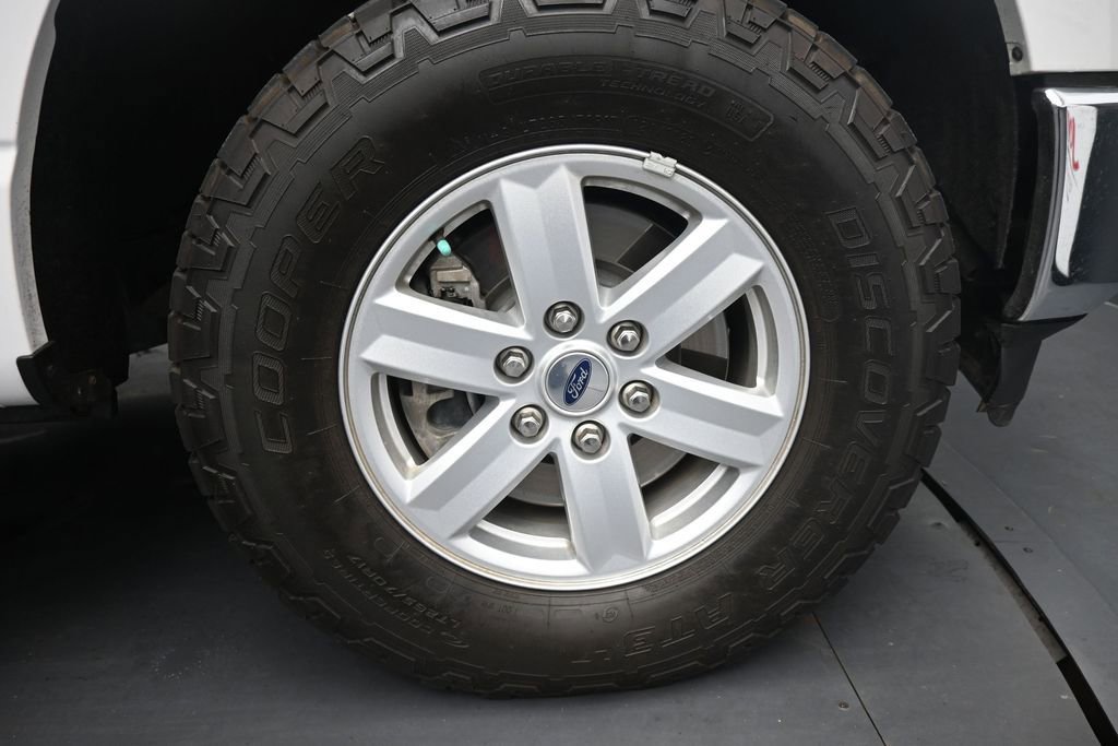Used 2022 Ford F150 XLT w/ Equipment Group 301A Mid AWD/4WD image 11