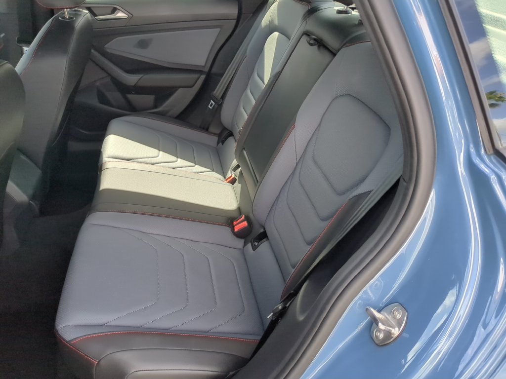 Certified 2025 Volkswagen Jetta GLI Autobahn FWD image 16