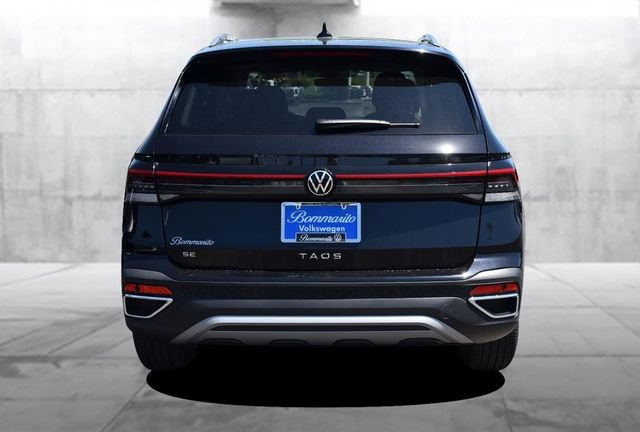 New 2026 Volkswagen Taos SE FWD image 6