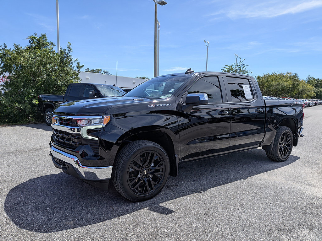Used 2023 Chevrolet Silverado 1500 LT AWD/4WD image 34