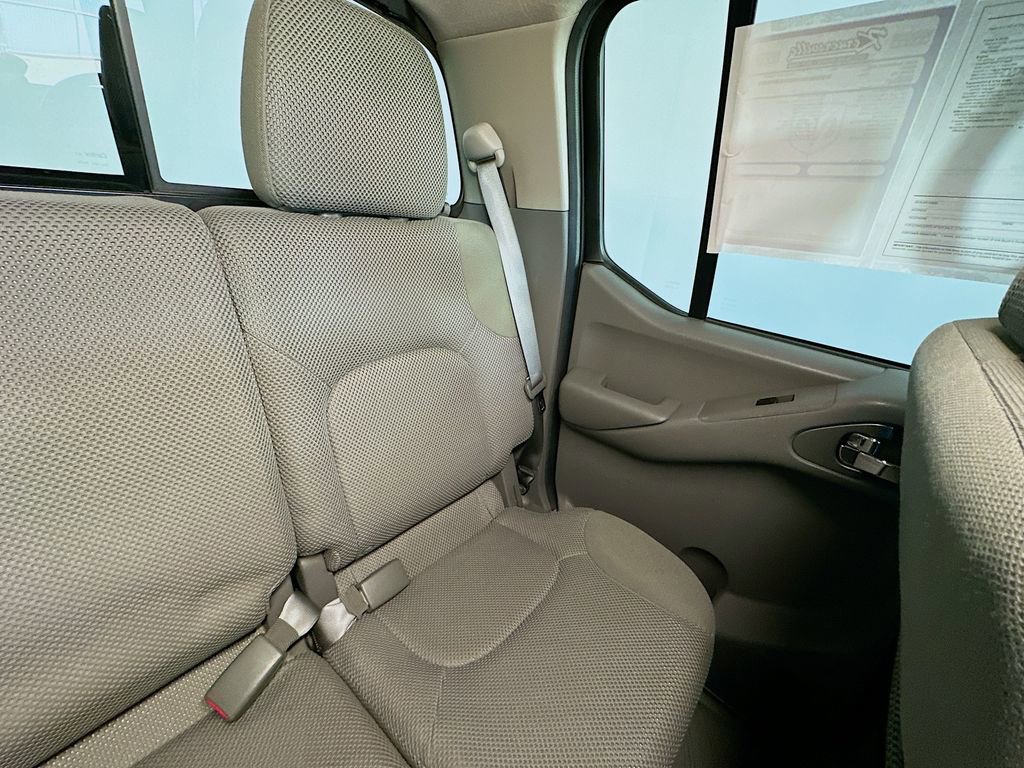 Used 2017 Nissan Frontier SV AWD/4WD image 14