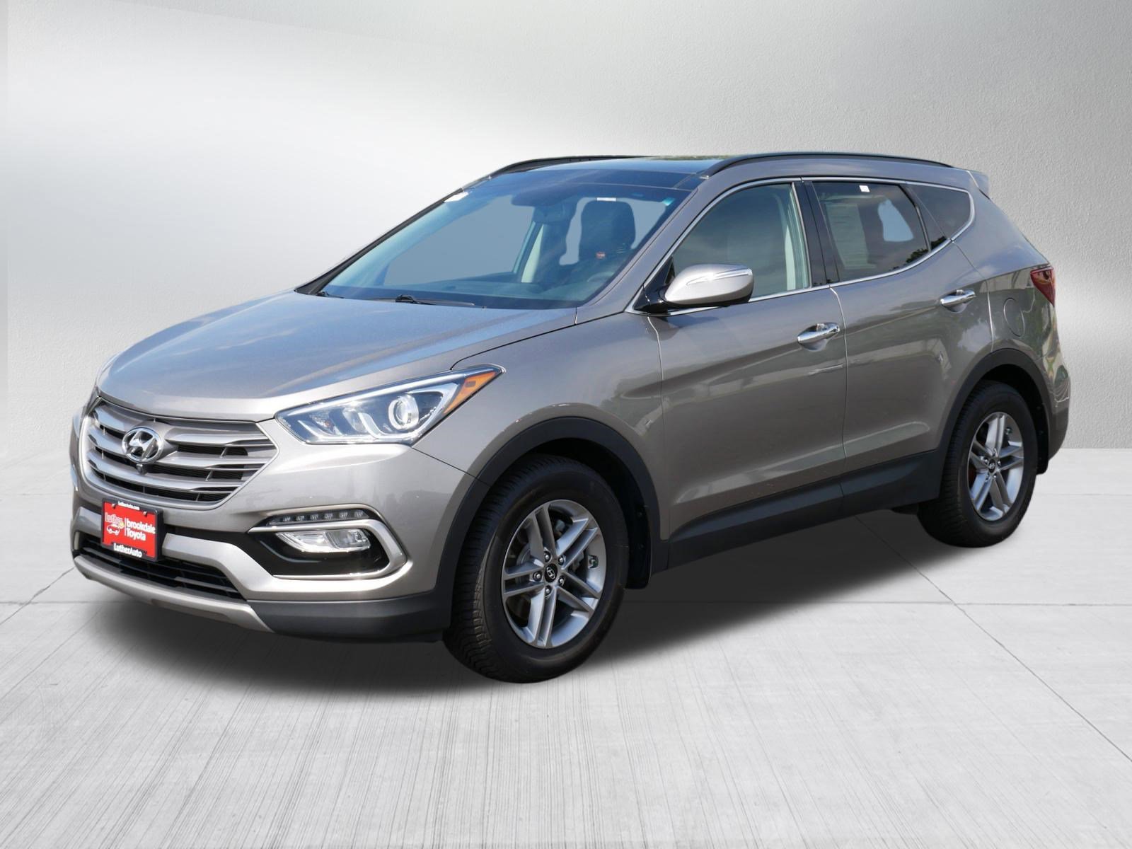 Used 2017 Hyundai Santa Fe Sport w/ 2.4L Tech Package 04 AWD/4WD image 3