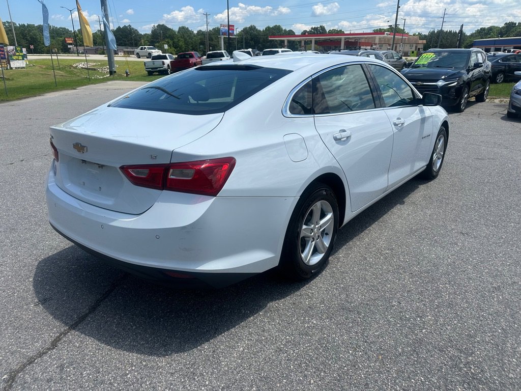 Used 2023 Chevrolet Malibu LT w/ Driver Confidence Package FWD image 5