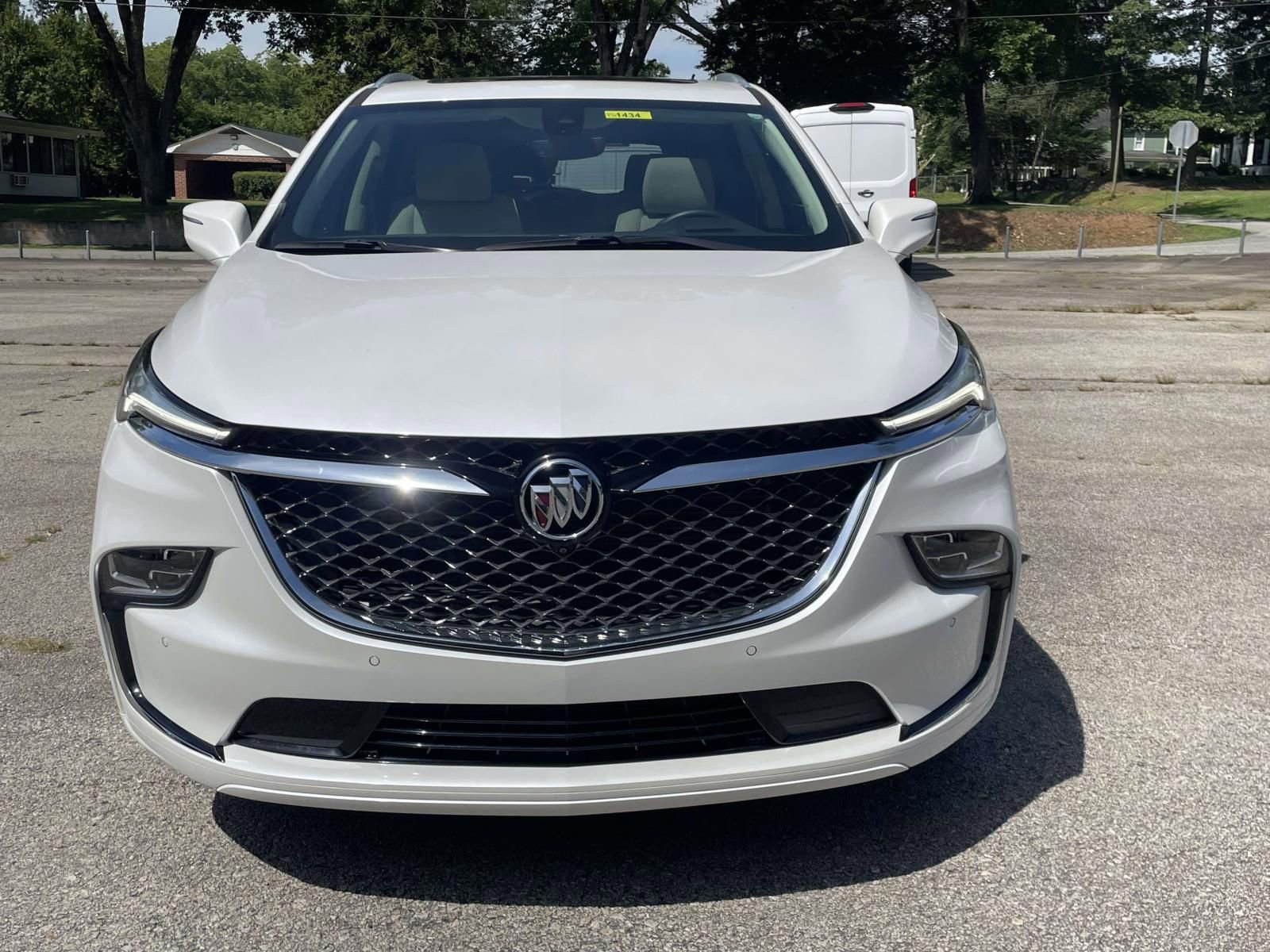 Used 2024 Buick Enclave Avenir w/ Avenir Technology Package FWD image 13