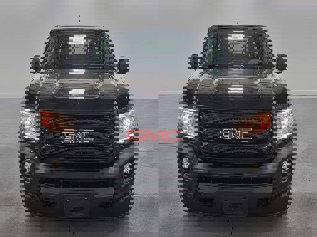 Used 2018 GMC Canyon SLE w/ Nightfall Edition image 3