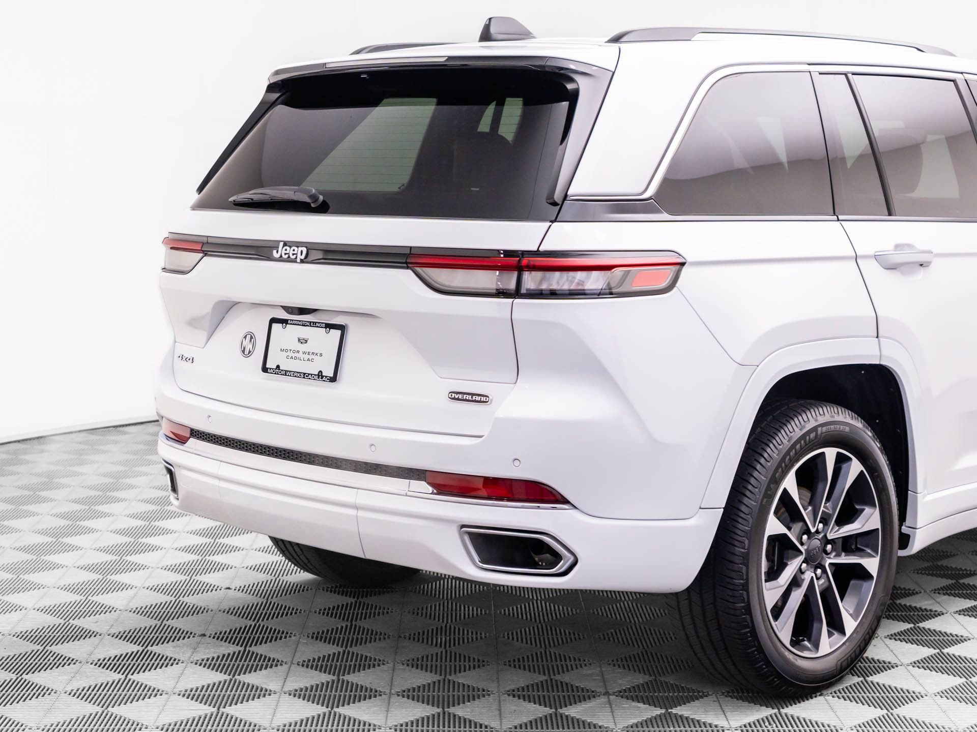 Used 2023 Jeep Grand Cherokee Overland image 45