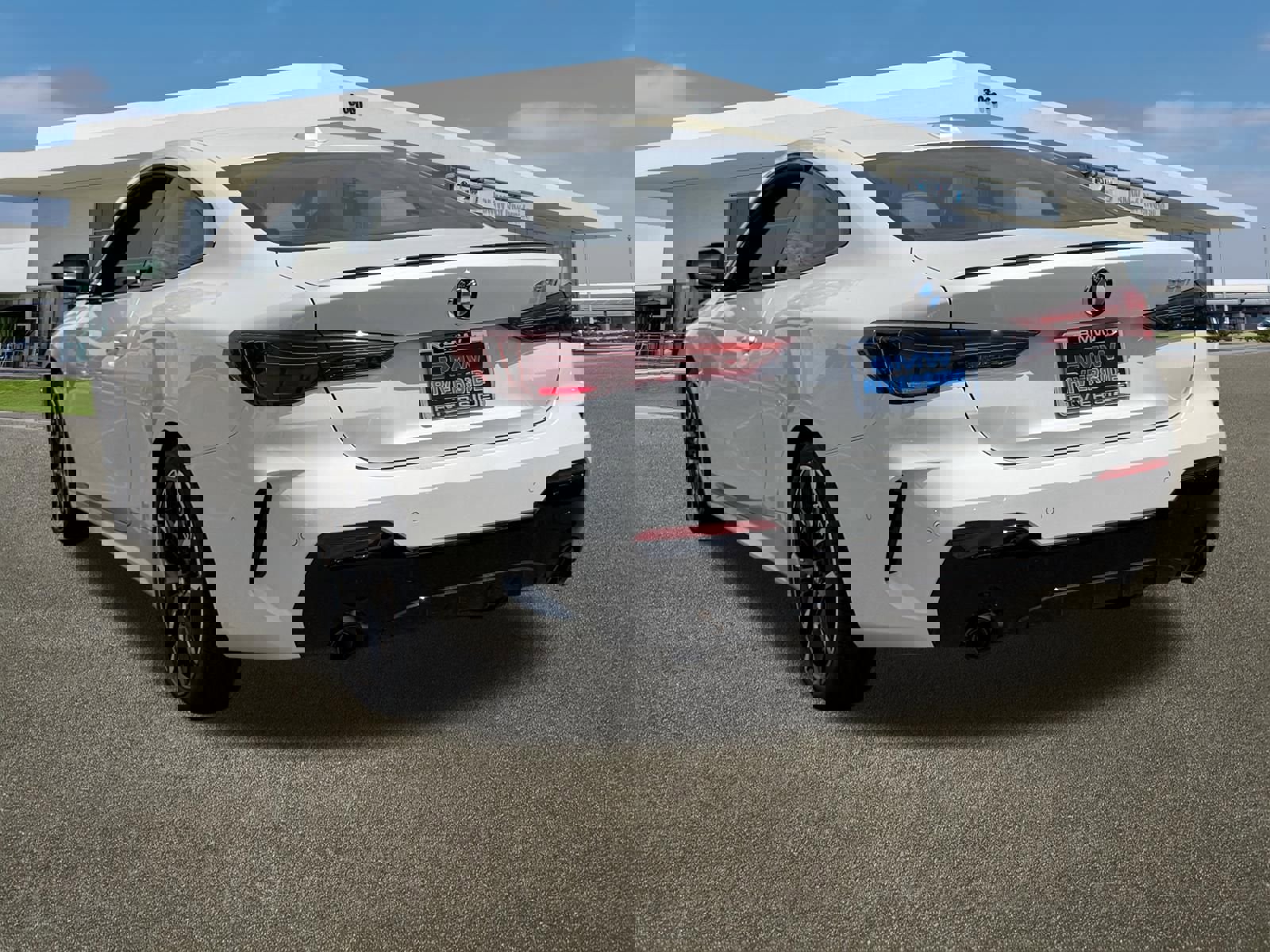 New 2026 BMW 430i Coupe w/ M Sport Package RWD image 8