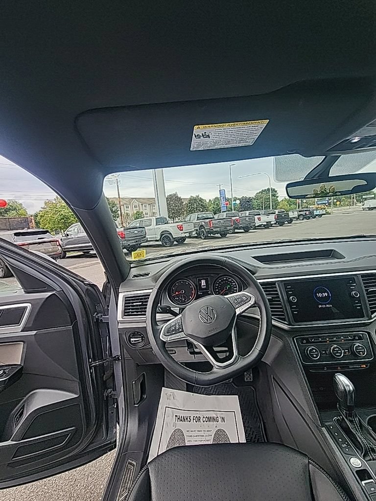 Used 2021 Volkswagen Atlas Cross Sport SE w/ Panoramic Sunroof Package AWD/4WD image 2