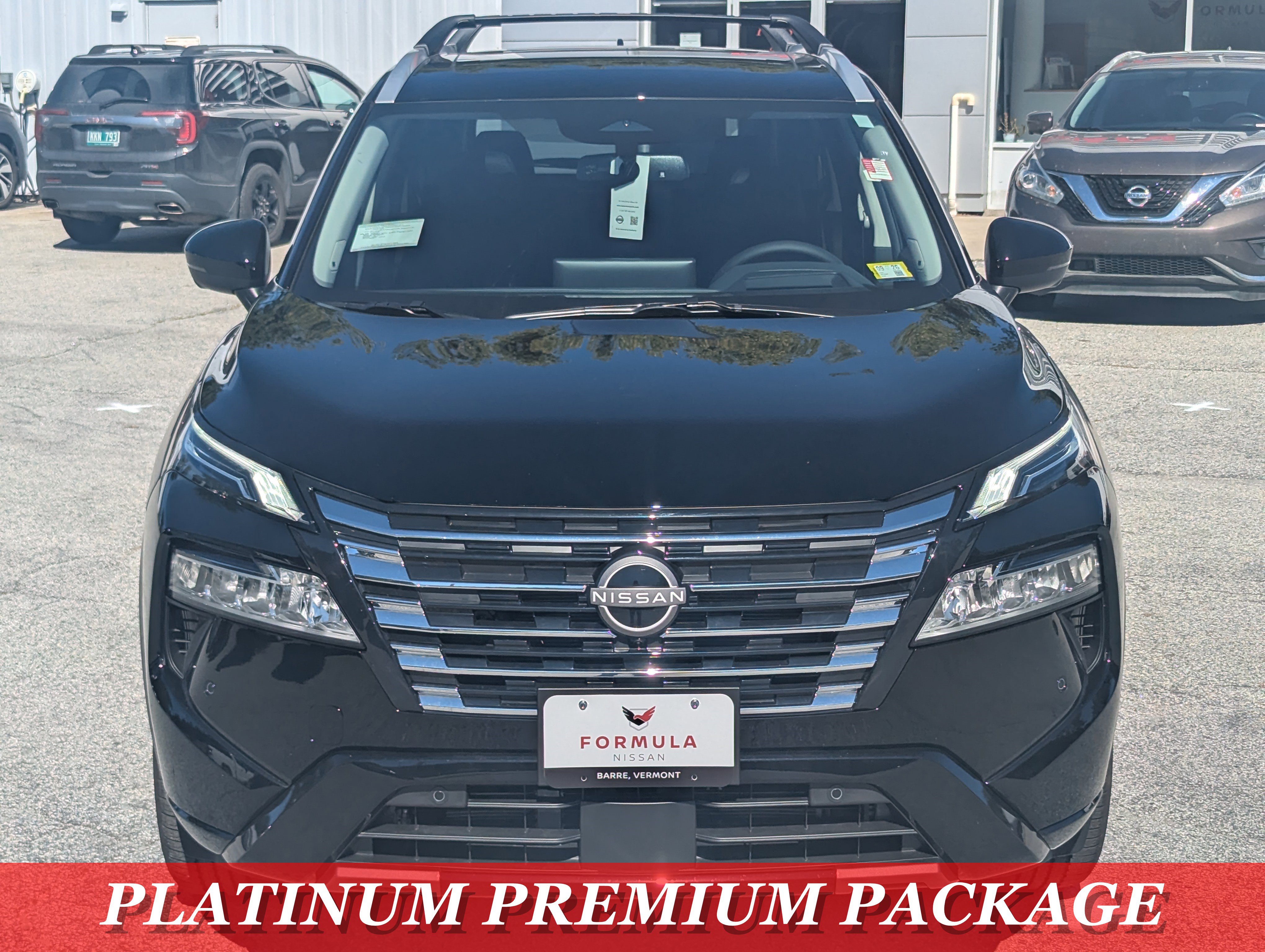 New 2026 Nissan Rogue Platinum image 2