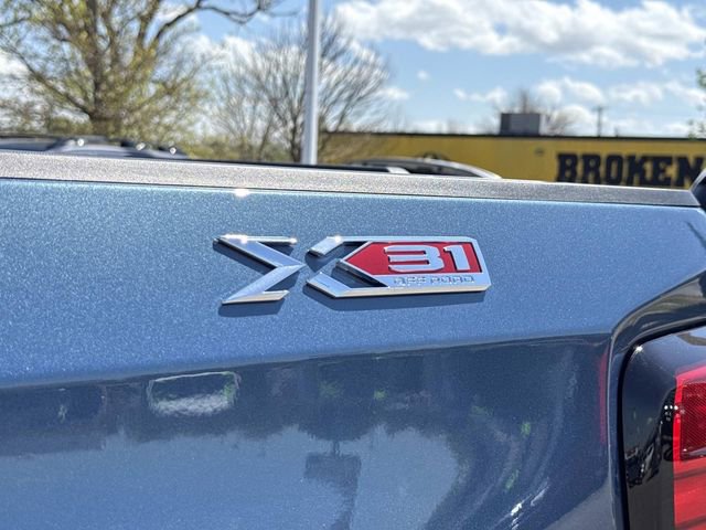 New 2026 GMC Sierra 1500 Elevation w/ Elevation Premium Package image 13