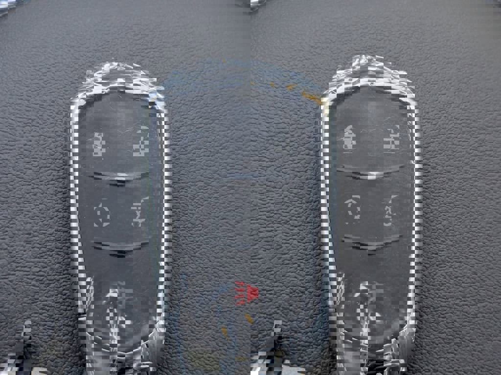 New 2026 Cadillac XT5 Luxury image 32