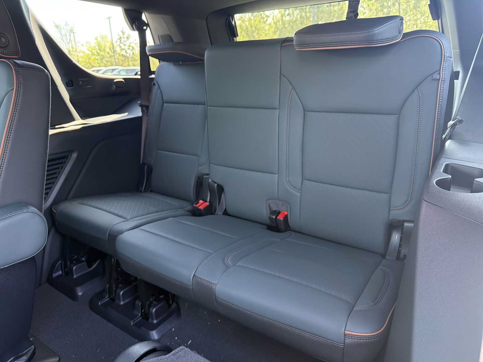 New 2026 GMC Yukon AT4 w/ AT4 Premium Package AWD/4WD image 23