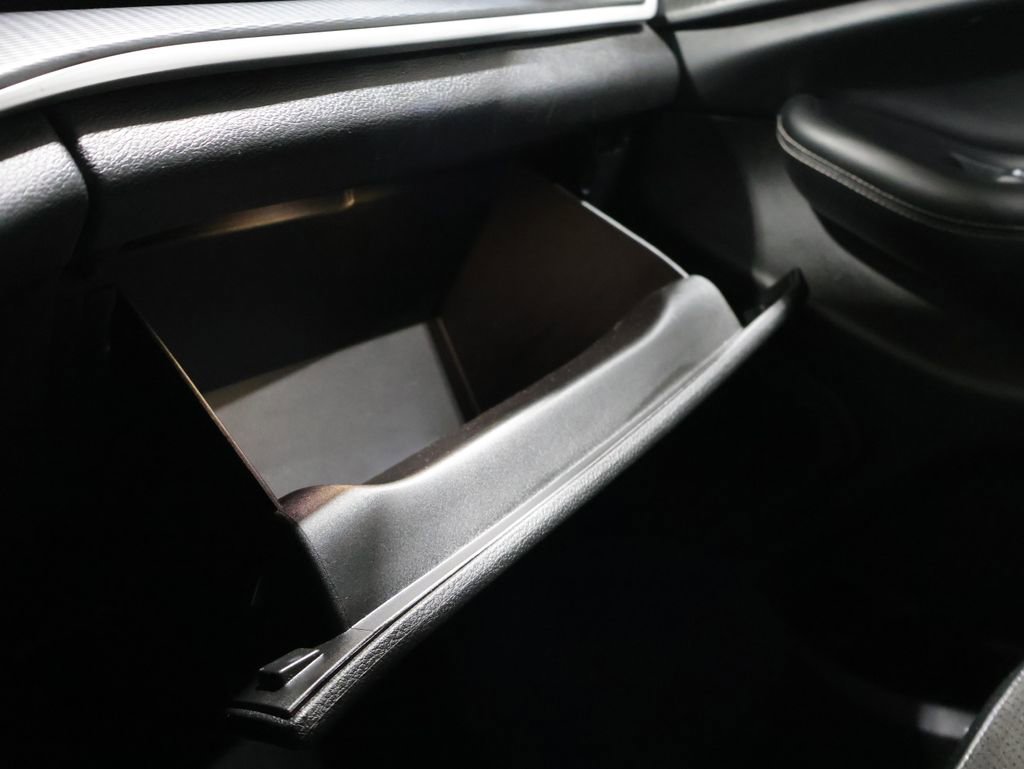 Used 2023 Jeep Grand Cherokee L Laredo image 30