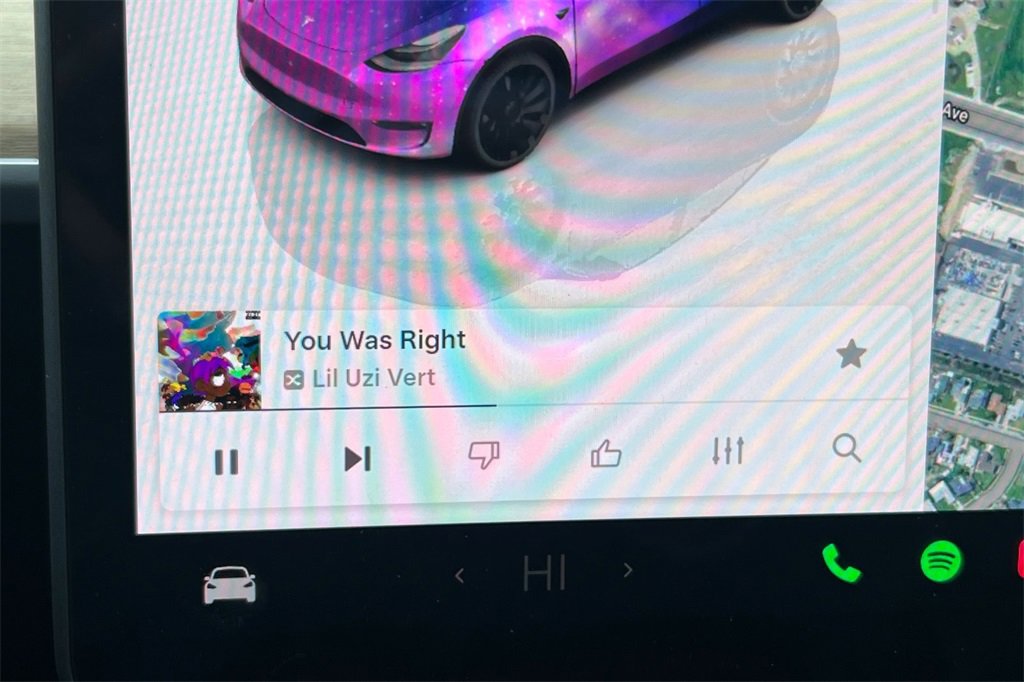 Used 2022 Tesla Model Y Long Range image 20