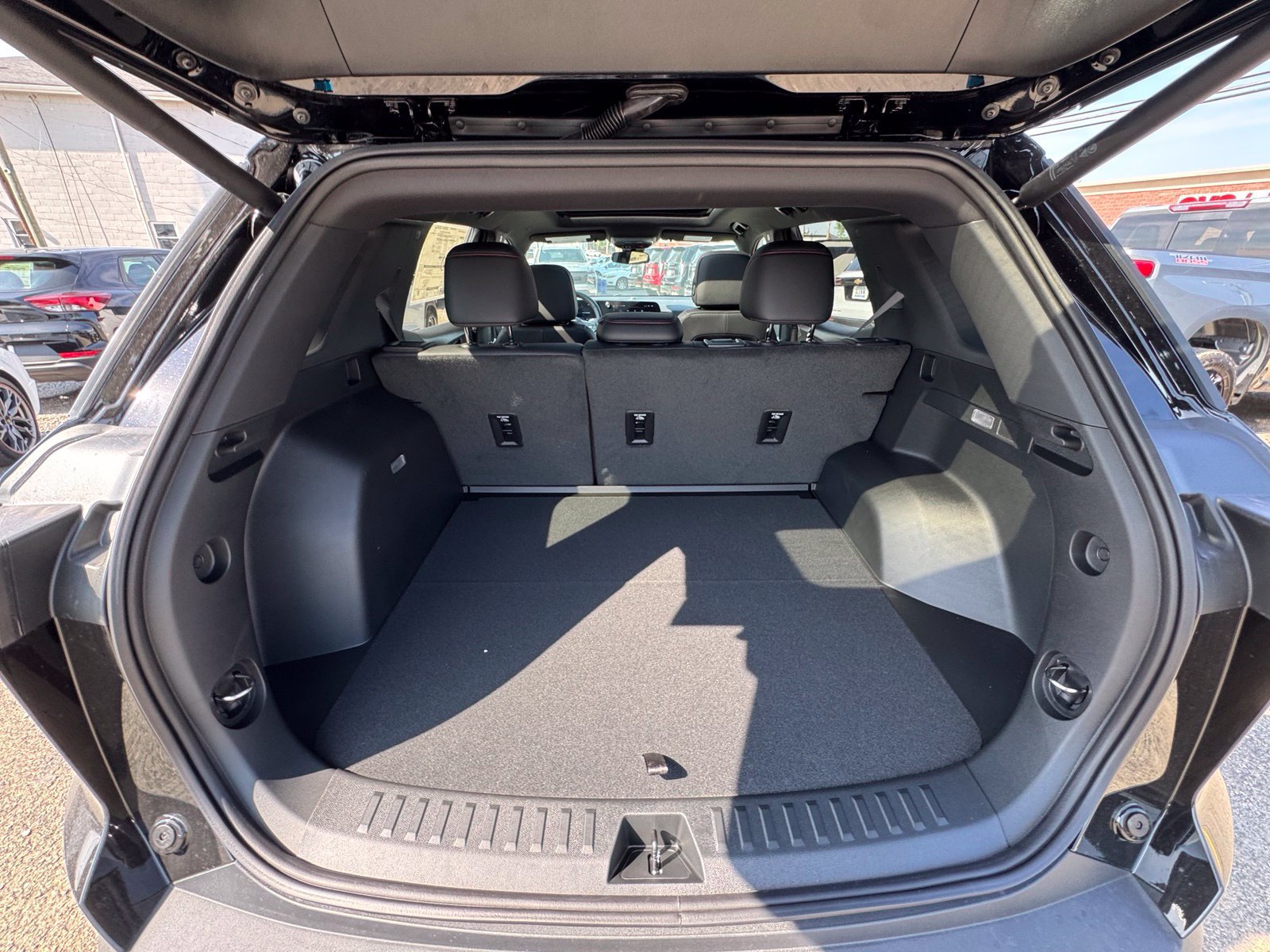 New 2027 Chevrolet Equinox RS w/ Convenience Package III AWD/4WD image 28