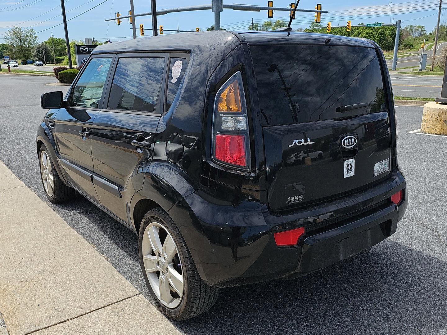 Used 2011 Kia Soul ! image 4