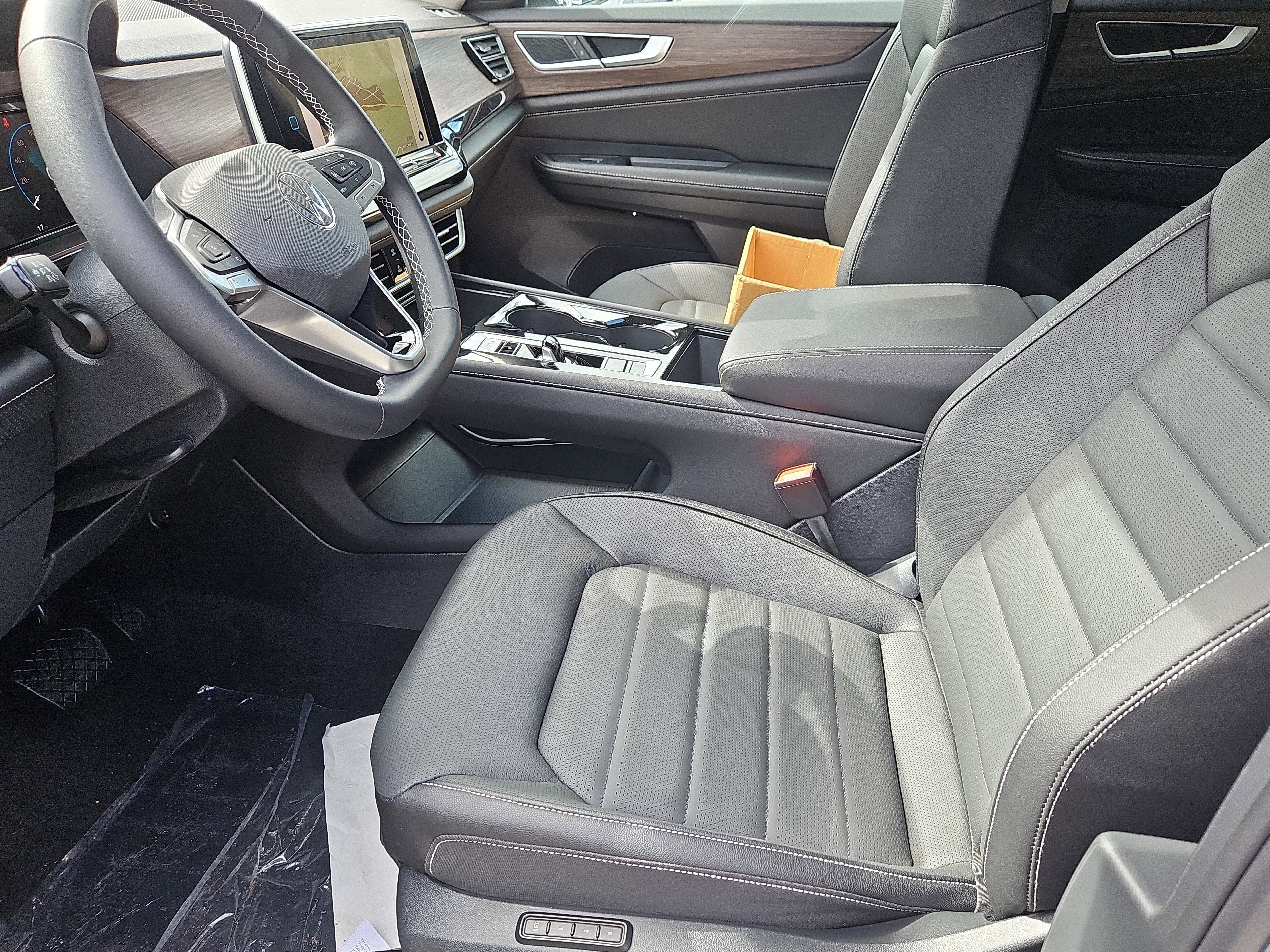 New 2026 Volkswagen Atlas SEL image 19