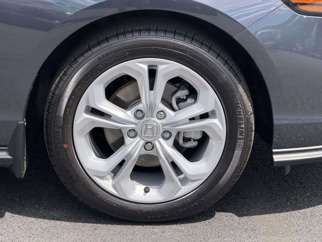 Used 2025 Honda Accord LX image 5