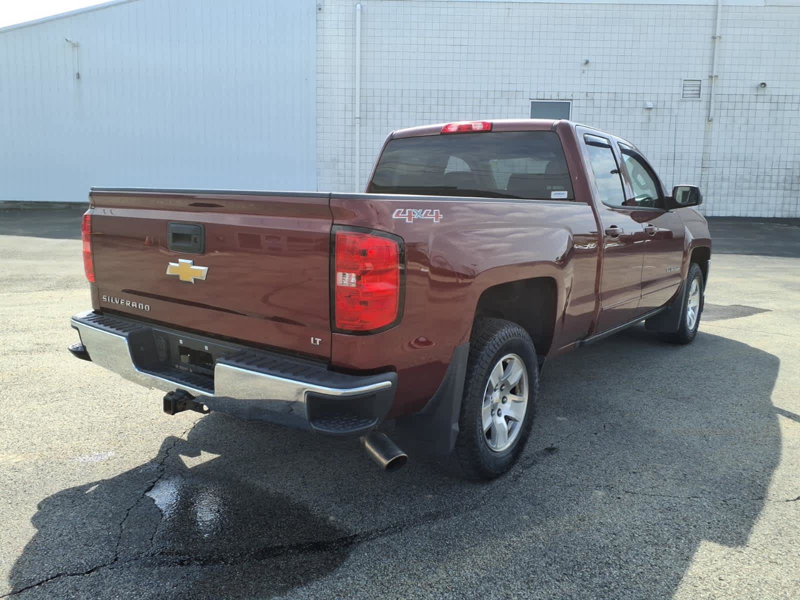 Used 2017 Chevrolet Silverado 1500 LT w/ All Star Edition AWD/4WD image 8